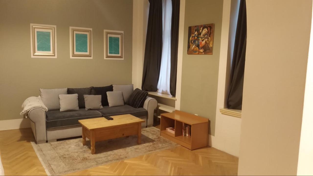 Ruzova Spot Appartamento *